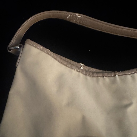 Tory Burch Cream Hobo Bag with Gold Accents - Picture 4 of 9